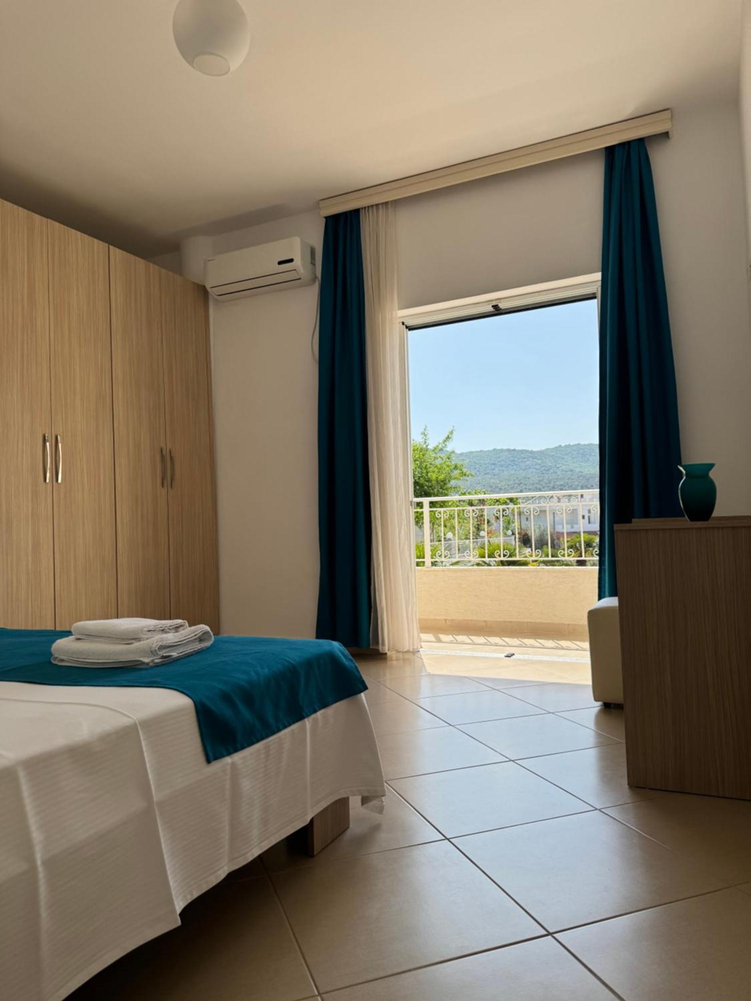 Villa August Ksamil Esterno foto