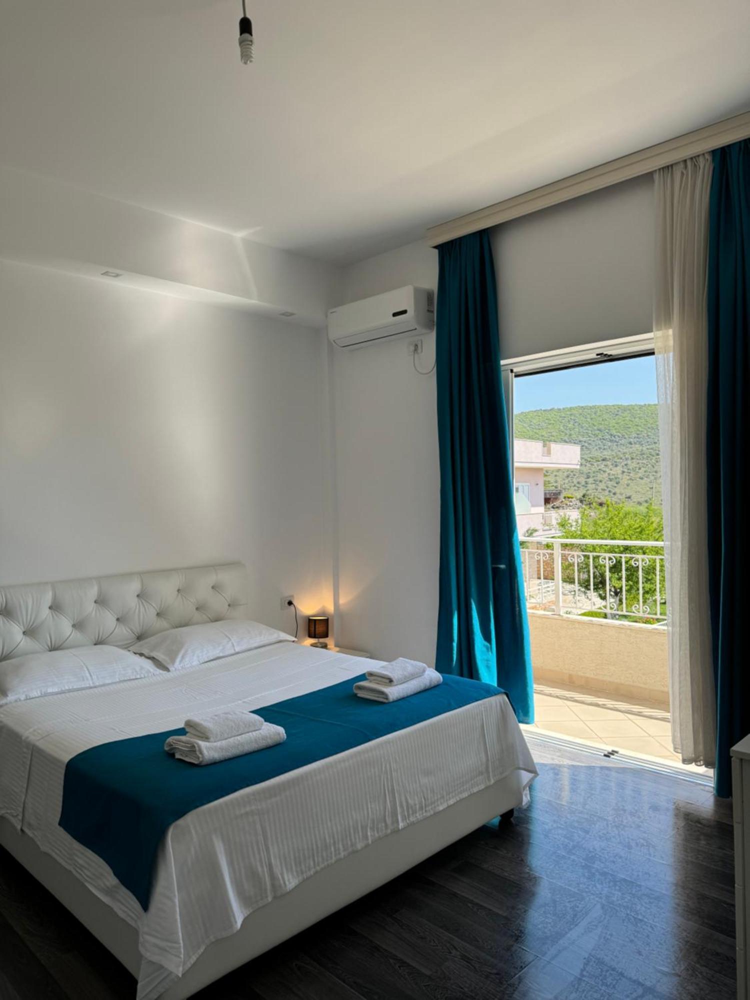 Villa August Ksamil Esterno foto