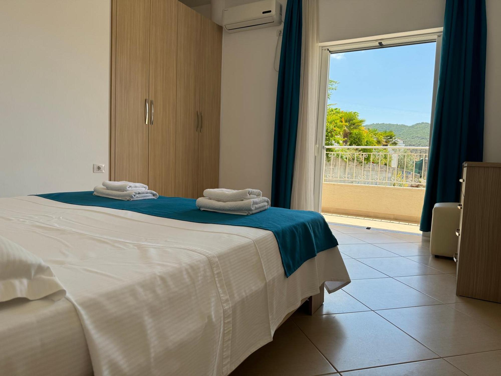 Villa August Ksamil Esterno foto